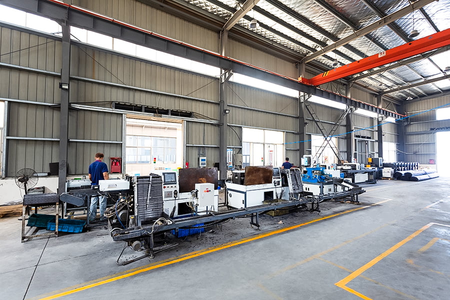 28-rörs automatisk produktionslinje